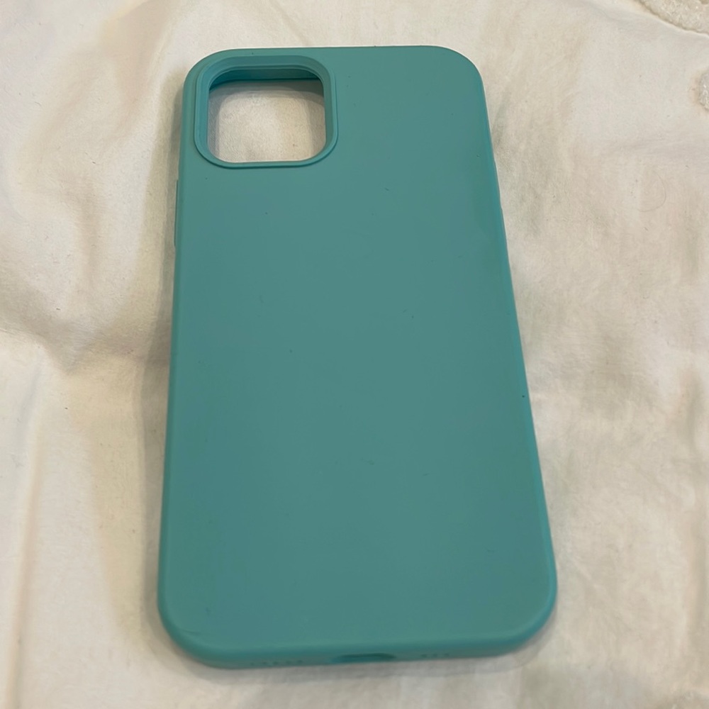 Iphone 12 case - NEW
